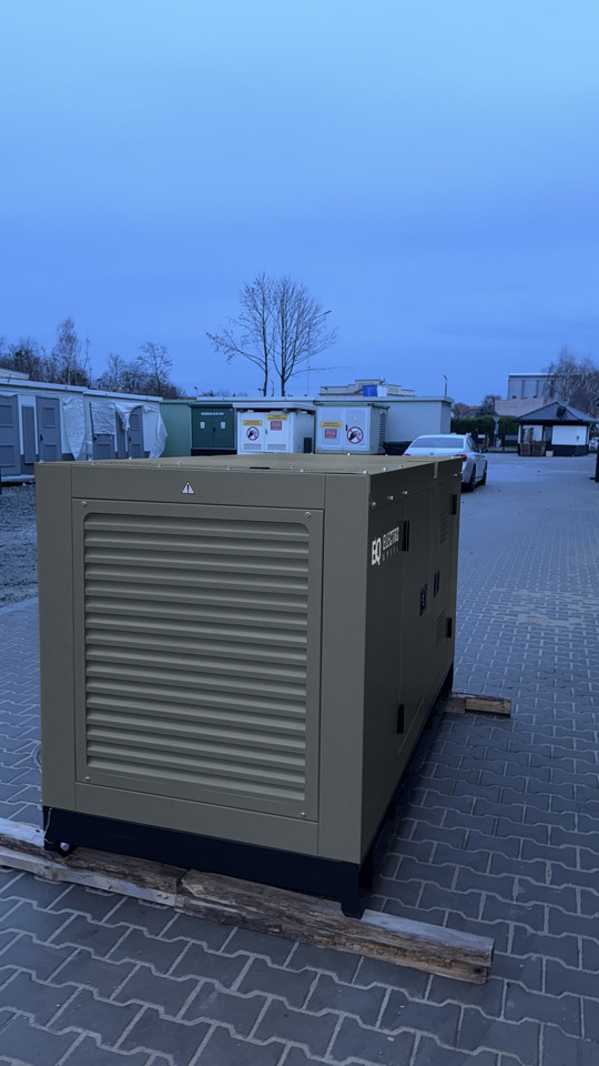 PERKINS 130 kVA / 108 kW - Elgenerator: bild 3 PERKINS 130 kVA / 108 kW - Elgenerator: bild 3