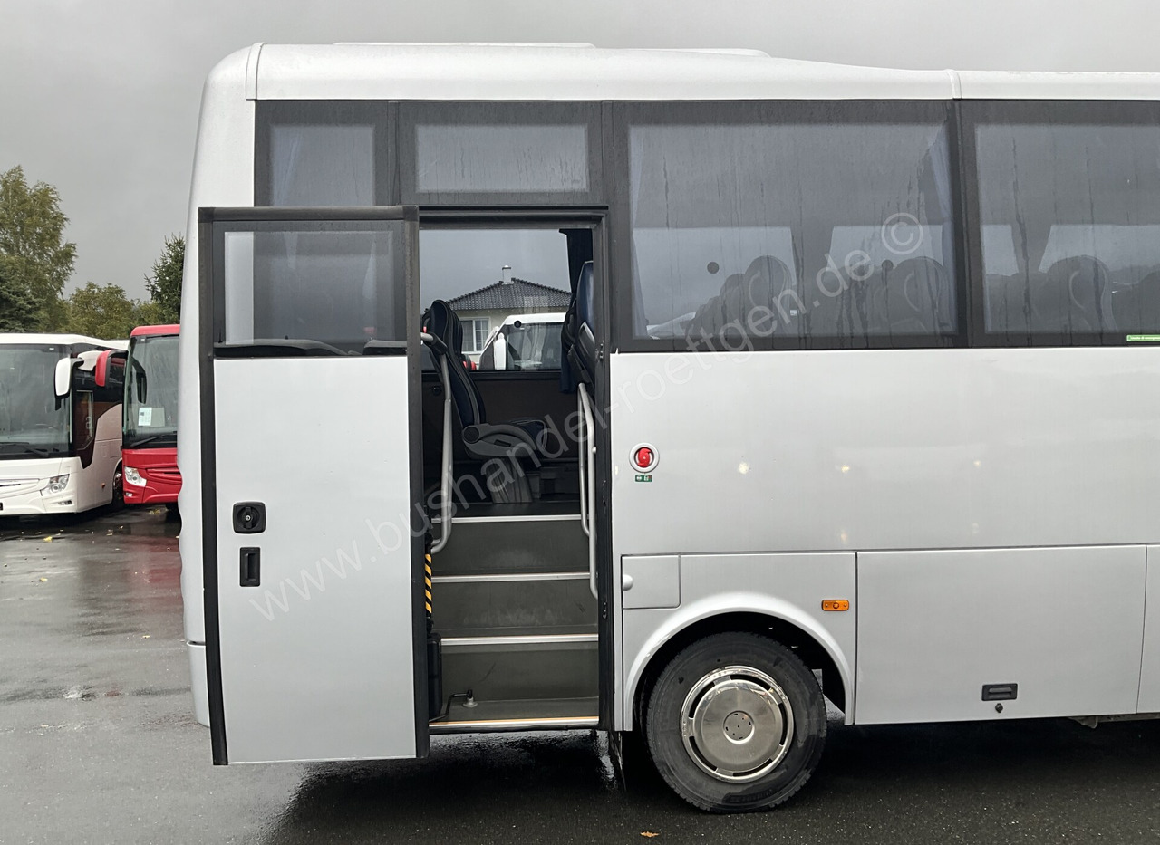 Förortsbuss Isuzu Nova: bild 7