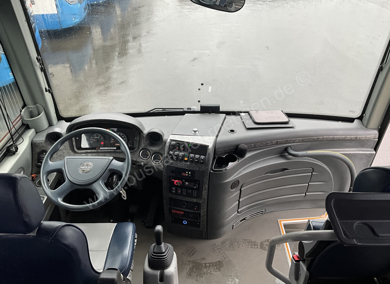 Förortsbuss Isuzu Nova: bild 18