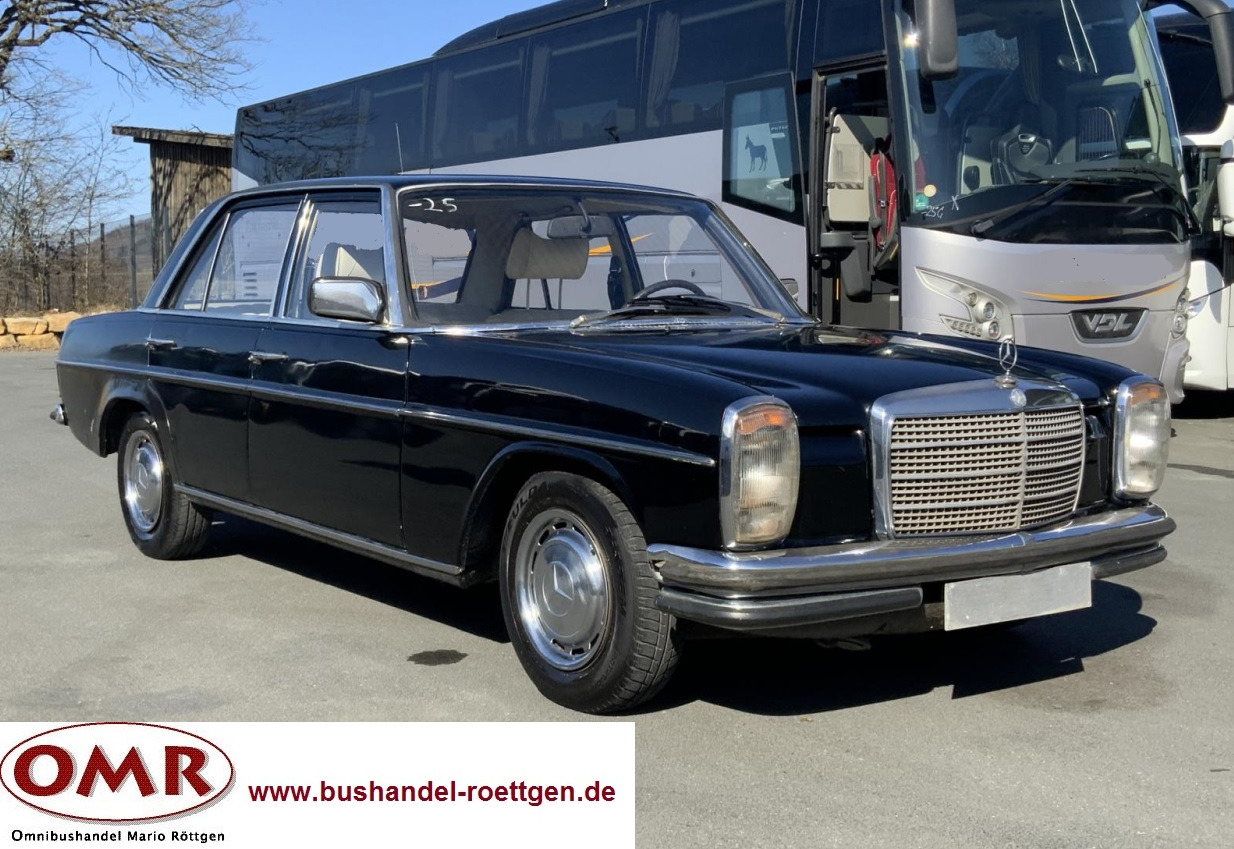 Mercedes-Benz 200 D/8 - Personbil: bild 1 Mercedes-Benz 200 D/8 - Personbil: bild 1