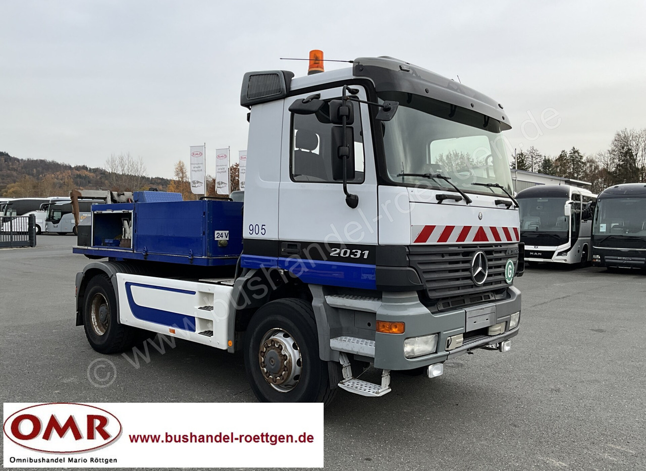 Mercedes-Benz Actros 2031 Abschlepper - Bärgningsbil: bild 1 Mercedes-Benz Actros 2031 Abschlepper - Bärgningsbil: bild 1