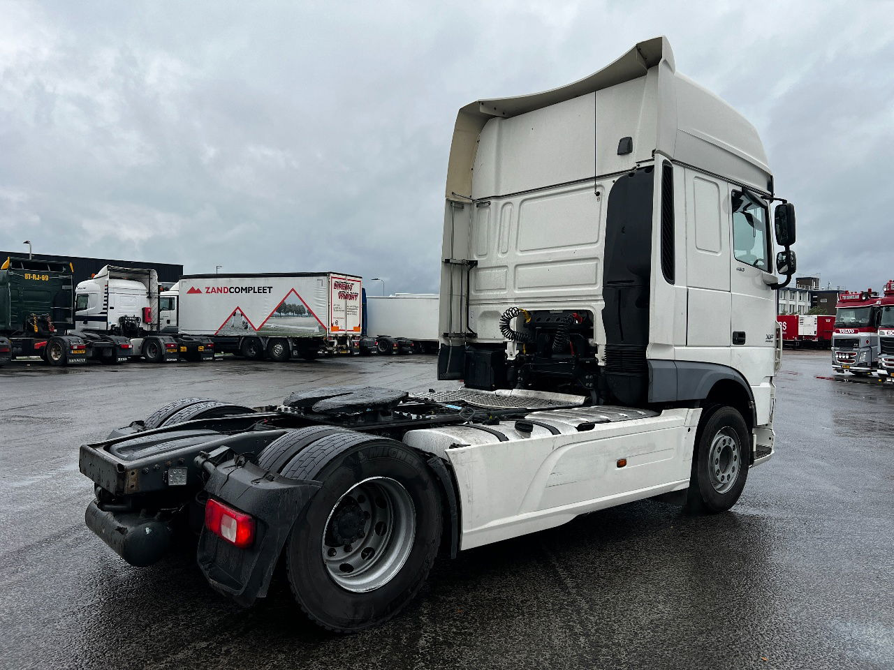 DAF XF 460 SSC, Retarder, Full spoiler - Dragbil: bild 3 DAF XF 460 SSC, Retarder, Full spoiler - Dragbil: bild 3