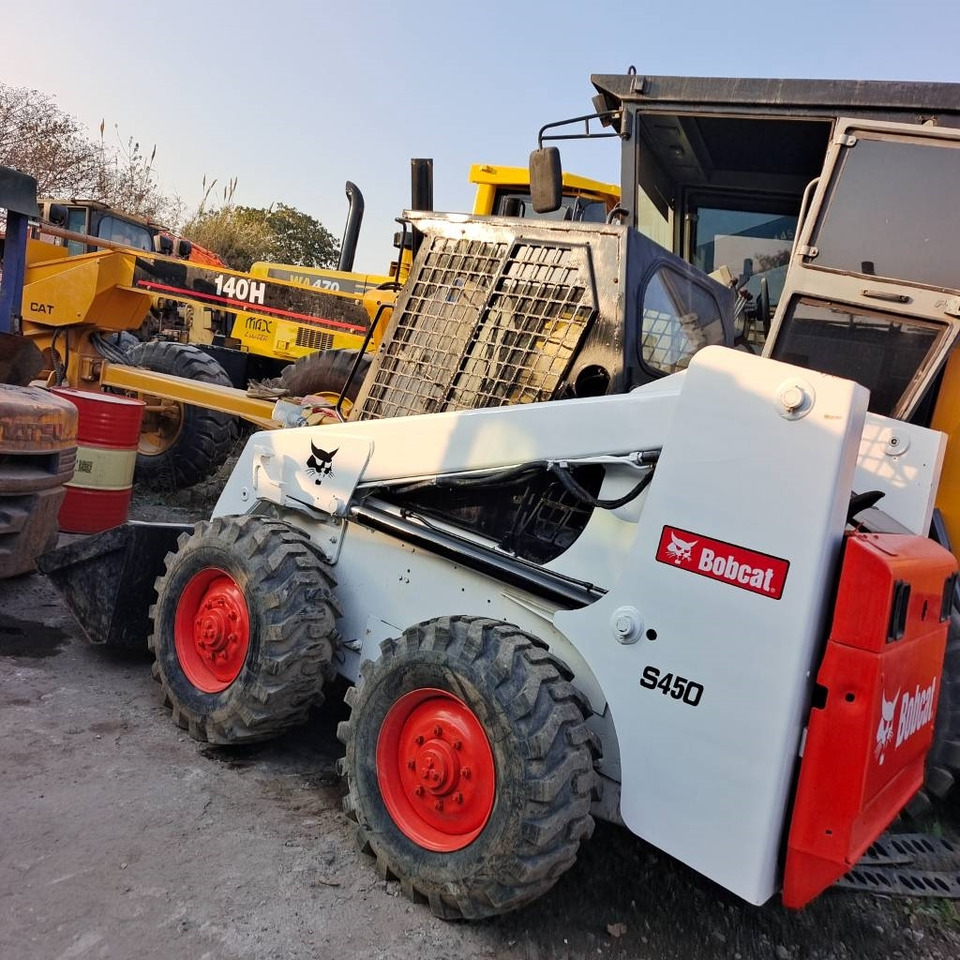 Bobcat S 450 - Kompaktlastare/ Slirstyrda lastare: bild 2 Bobcat S 450 - Kompaktlastare/ Slirstyrda lastare: bild 2