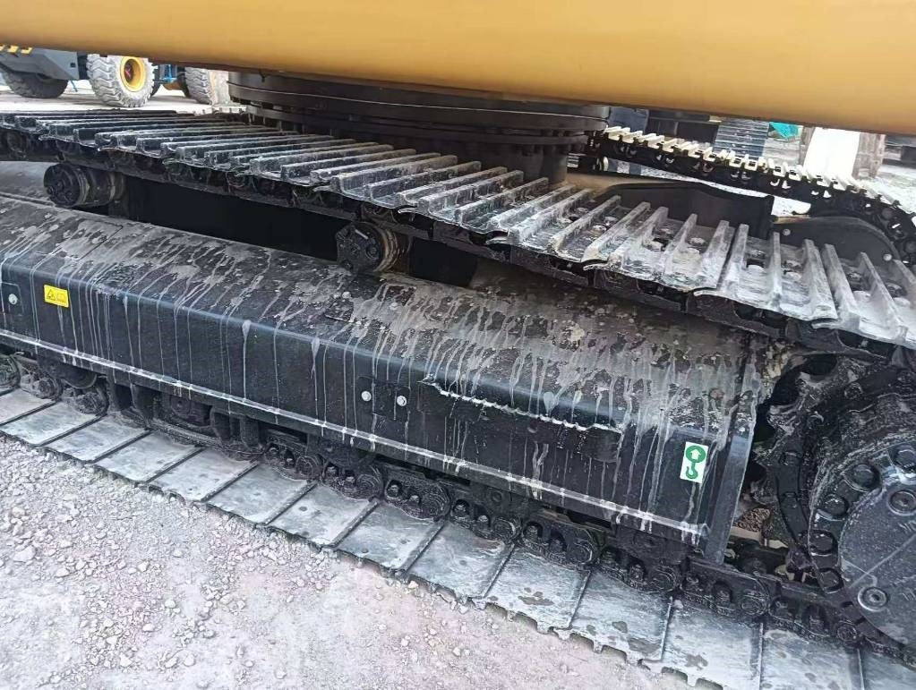 CAT 324 D2L - Bandgrävare: bild 2 CAT 324 D2L - Bandgrävare: bild 2