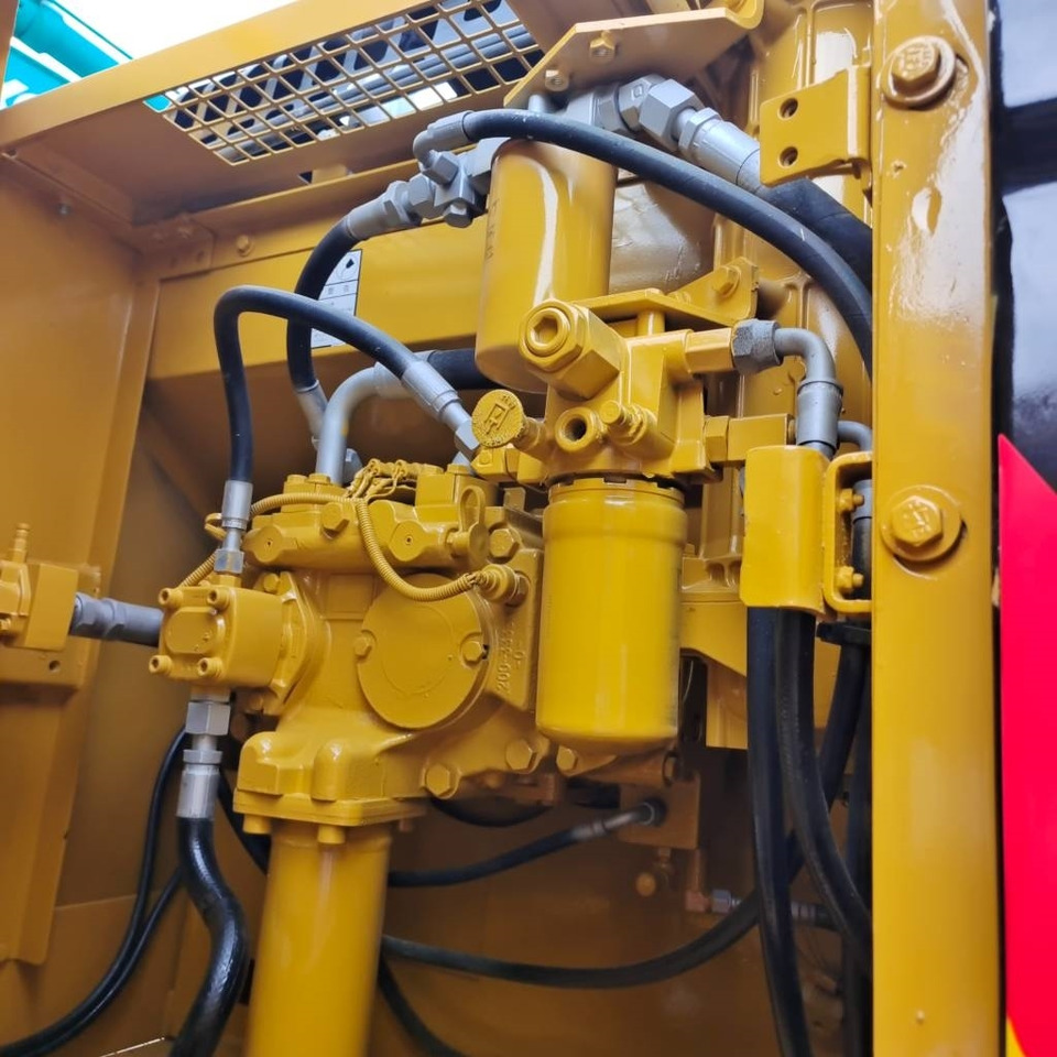 CAT 329 D - Bandgrävare: bild 5 CAT 329 D - Bandgrävare: bild 5