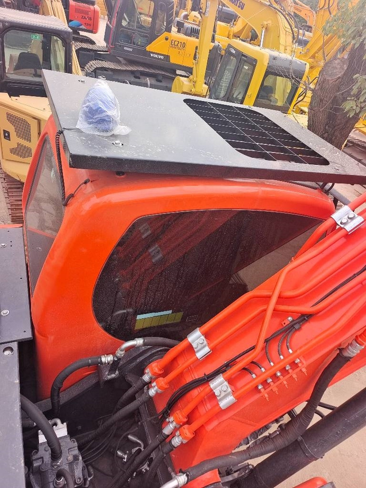 Doosan DX 225 - Bandgrävare: bild 2 Doosan DX 225 - Bandgrävare: bild 2