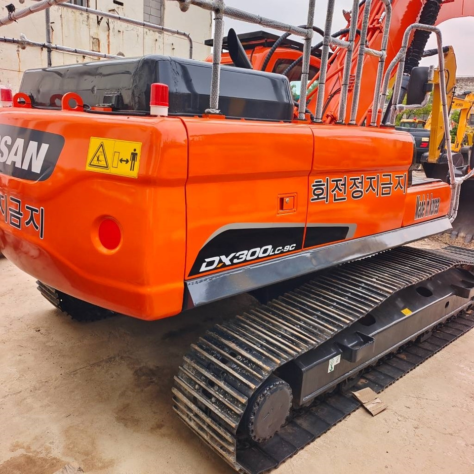 Doosan DX 300 - Bandgrävare: bild 2 Doosan DX 300 - Bandgrävare: bild 2