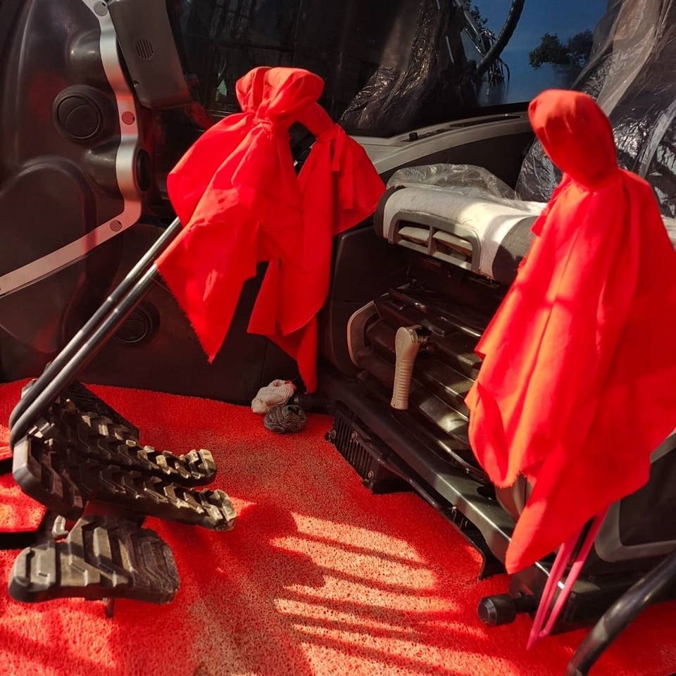 Bandgrävare Hyundai 220LC-9T: bild 15 Bandgrävare Hyundai 220LC-9T: bild 15