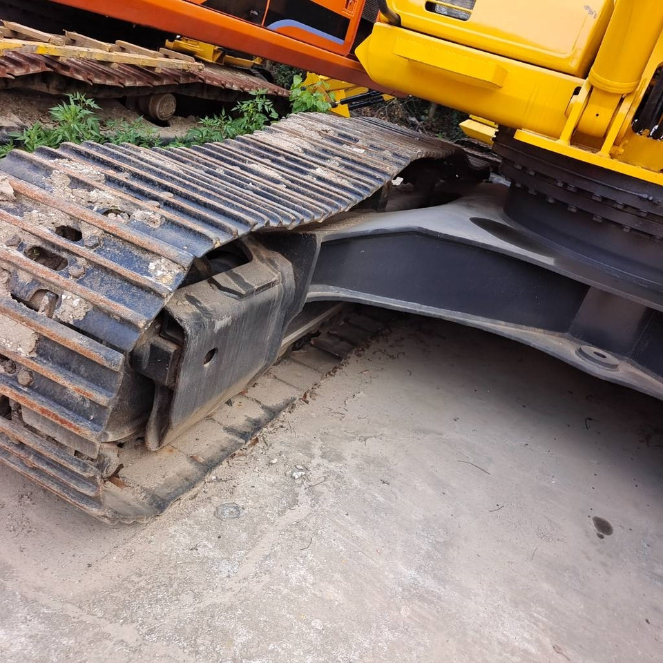 Komatsu PC 300 - Bandgrävare: bild 5 Komatsu PC 300 - Bandgrävare: bild 5