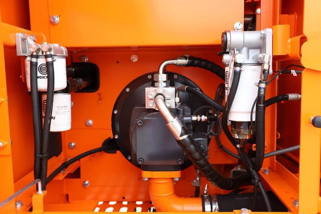 Lonking LG 6135 G4 100% new machine - Bandgrävare: bild 3 Lonking LG 6135 G4 100% new machine - Bandgrävare: bild 3