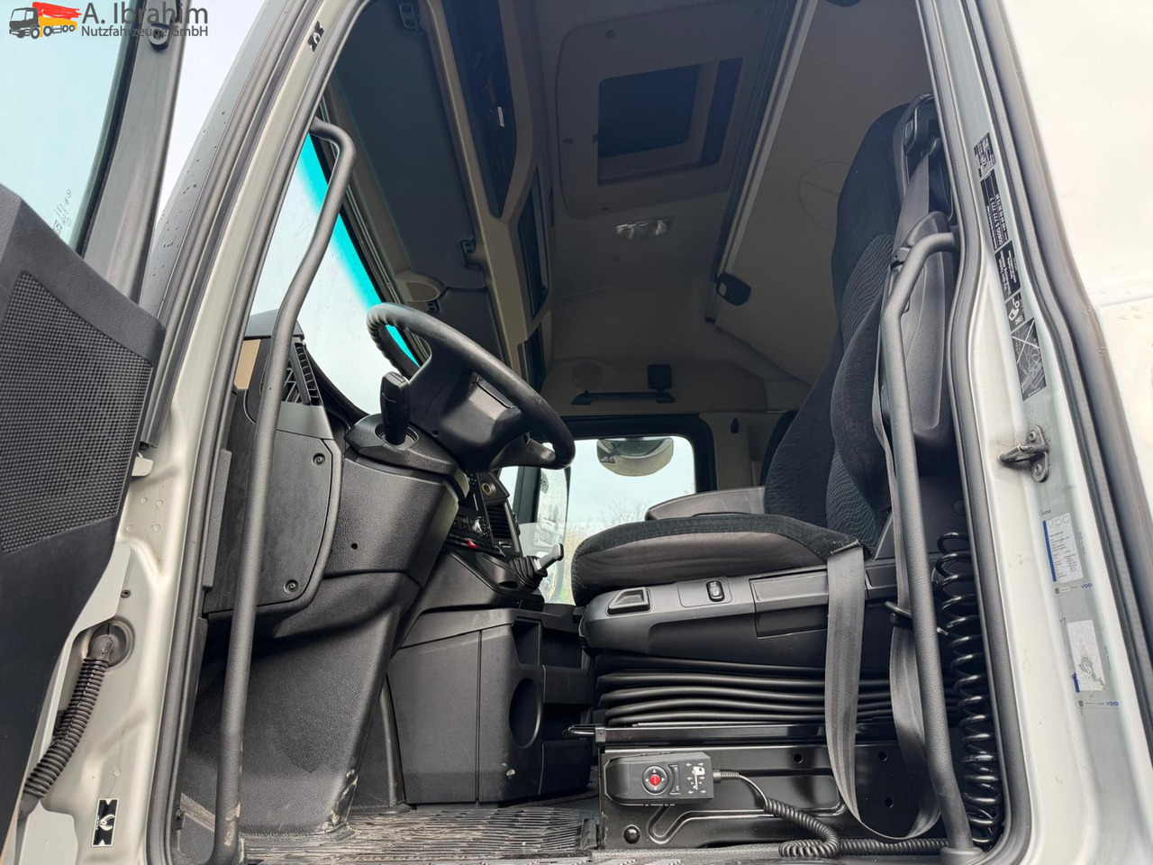 Mercedes-Benz 1842LS Retarder | 4x2 | Klima | Mega - Dragbil: bild 5 Mercedes-Benz 1842LS Retarder | 4x2 | Klima | Mega - Dragbil: bild 5