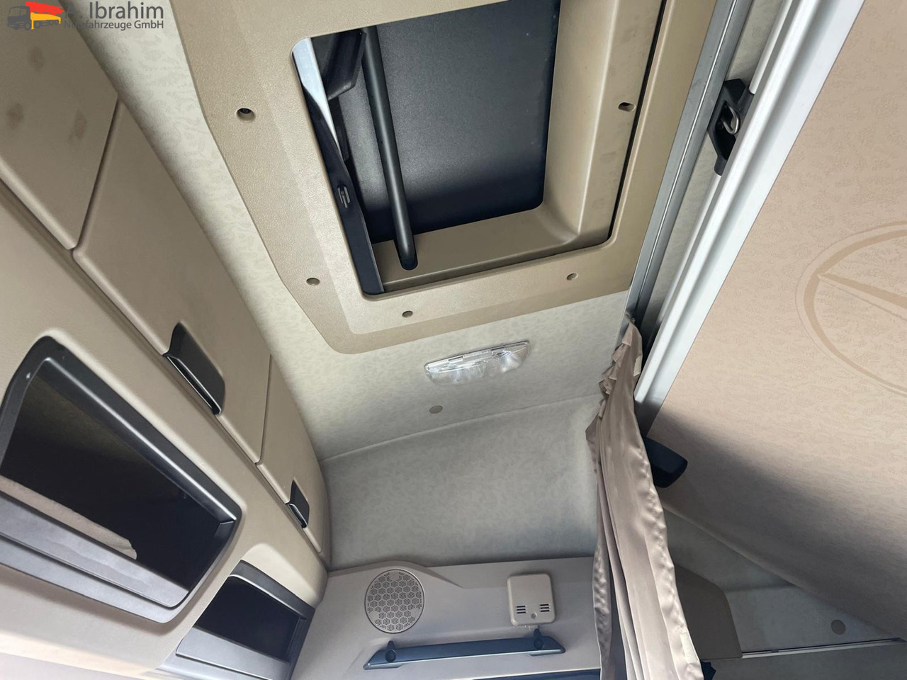 Mercedes-Benz 1845 Kipphydraulik, Retarder, Kompressor 4x2 - Dragbil: bild 5 Mercedes-Benz 1845 Kipphydraulik, Retarder, Kompressor 4x2 - Dragbil: bild 5