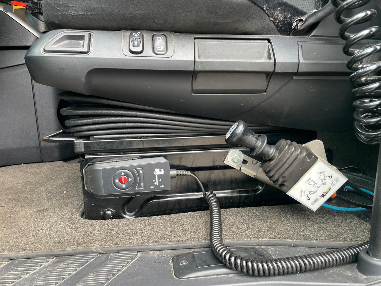 Mercedes-Benz Actros 1845 Kipphydraulik | Retarder | BigSpace | Kühlschrank | Klima - Dragbil: bild 5 Mercedes-Benz Actros 1845 Kipphydraulik | Retarder | BigSpace | Kühlschrank | Klima - Dragbil: bild 5