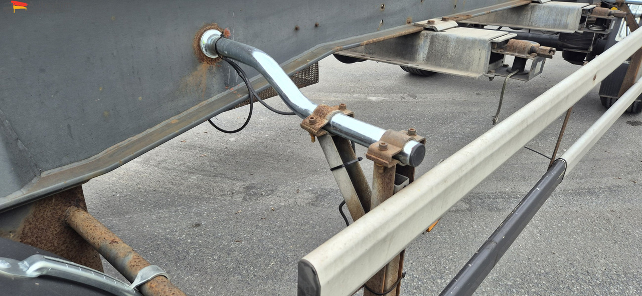 Hueffermann HSA 1870 mit Schlitten Zustand normal - Lastväxlarsläp/ Liftdumpersläp: bild 4 Hueffermann HSA 1870 mit Schlitten Zustand normal - Lastväxlarsläp/ Liftdumpersläp: bild 4