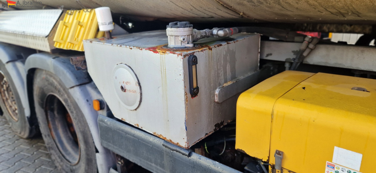 Leasa MAN TGA Asphaltspritze Schäfer 20 000 Liters MAN TGA Asphaltspritze Schäfer 20 000 Liters: bild 7 Leasa MAN TGA Asphaltspritze Schäfer 20 000 Liters MAN TGA Asphaltspritze Schäfer 20 000 Liters: bild 7