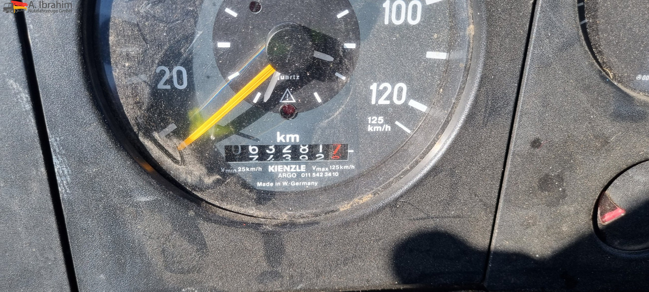 Mercedes-Benz 1722 Dachdeckerkran Cormach 30000 TECH, - Kranbil, Flakbil: bild 3 Mercedes-Benz 1722 Dachdeckerkran Cormach 30000 TECH, - Kranbil, Flakbil: bild 3