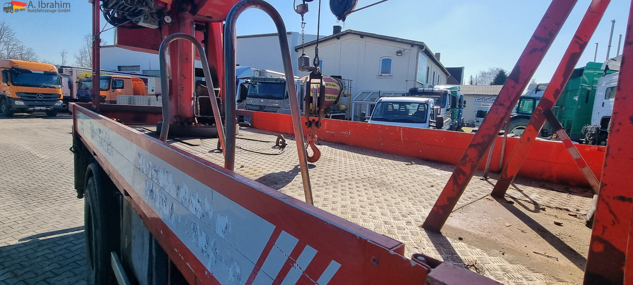 Mercedes-Benz 1722 Dachdeckerkran Cormach 30000 TECH, - Kranbil, Flakbil: bild 2 Mercedes-Benz 1722 Dachdeckerkran Cormach 30000 TECH, - Kranbil, Flakbil: bild 2