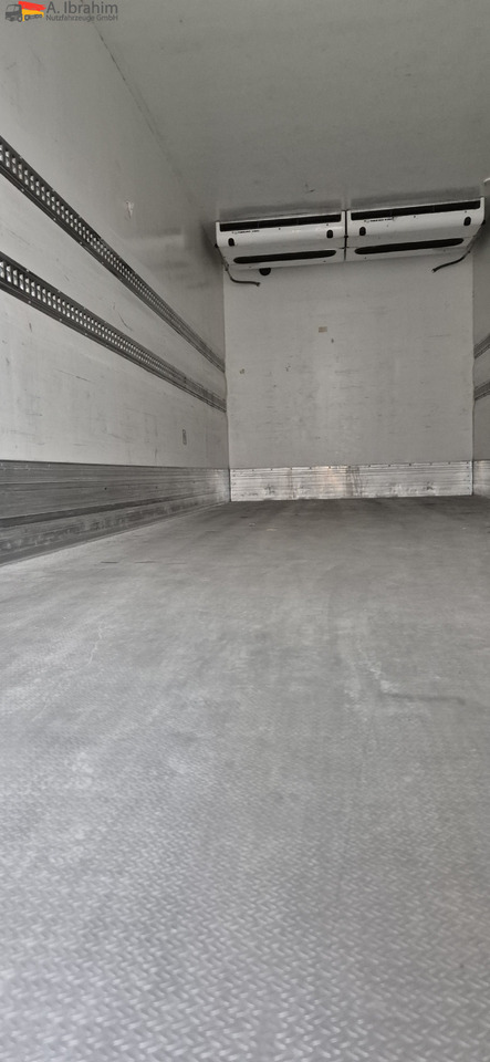 Mercedes-Benz 1830L Thermoking UT1200 - Kylbil lastbil: bild 4 Mercedes-Benz 1830L Thermoking UT1200 - Kylbil lastbil: bild 4