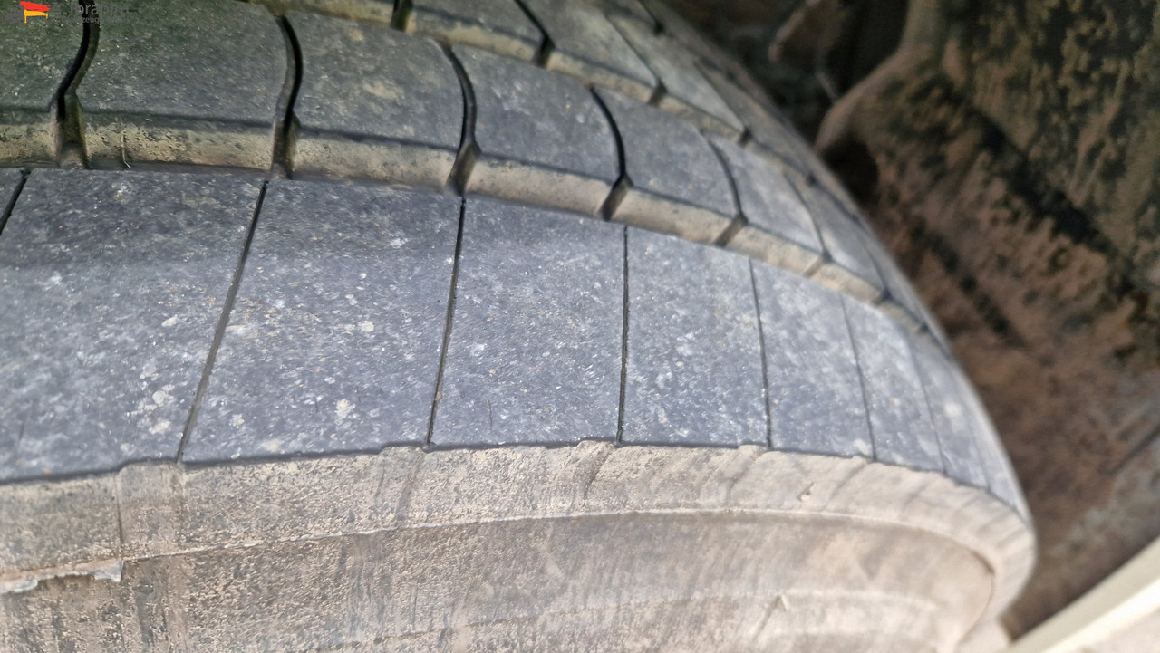 Mercedes-Benz 2541L Baustoff mit HIAB 122, Palettengabel Lift-Lenkachse, mp3 - Kranbil, Flakbil: bild 3 Mercedes-Benz 2541L Baustoff mit HIAB 122, Palettengabel Lift-Lenkachse, mp3 - Kranbil, Flakbil: bild 3