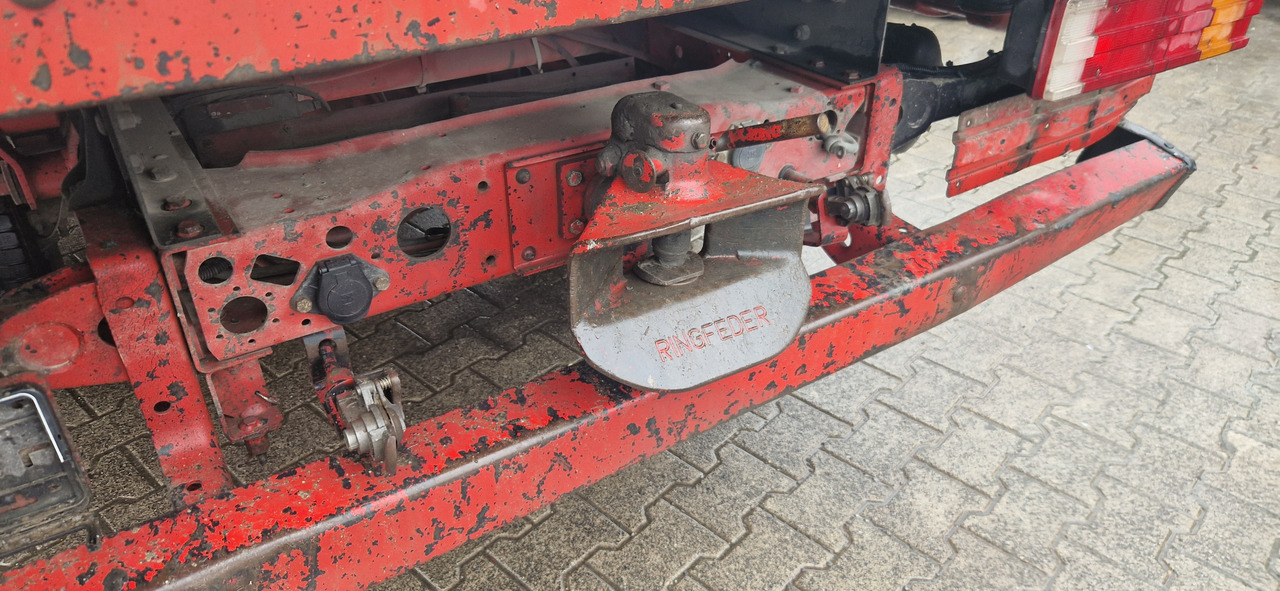 Mercedes-Benz 615D Doka Pritsche, Zustand gut - Transportbil med flak, Dubbelhytt transportbil: bild 4 Mercedes-Benz 615D Doka Pritsche, Zustand gut - Transportbil med flak, Dubbelhytt transportbil: bild 4