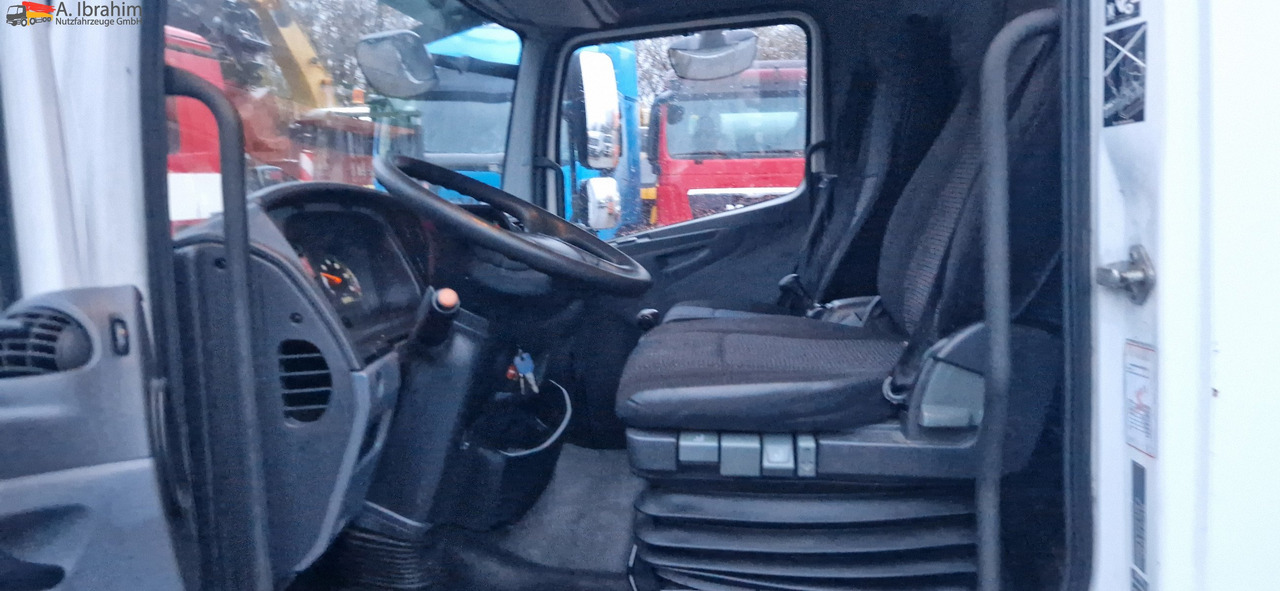 Mercedes-Benz 816 Koffer, LBW - Volymskåp: bild 4 Mercedes-Benz 816 Koffer, LBW - Volymskåp: bild 4