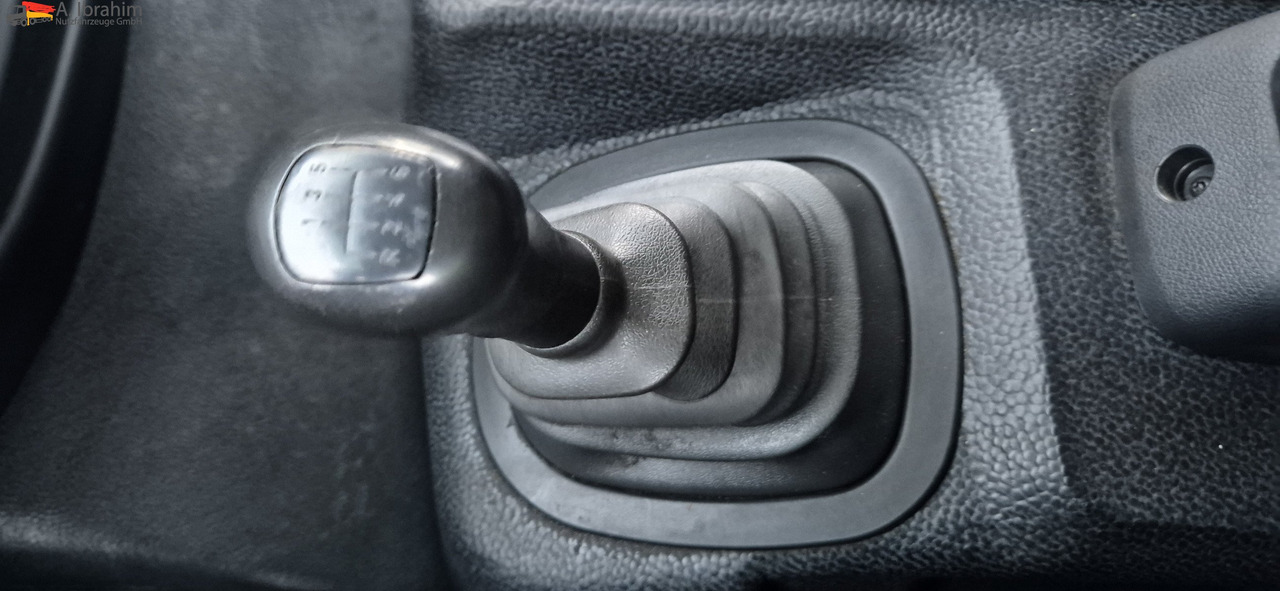 Mercedes-Benz 818L LBW, Luftfederung - Volymskåp: bild 5 Mercedes-Benz 818L LBW, Luftfederung - Volymskåp: bild 5