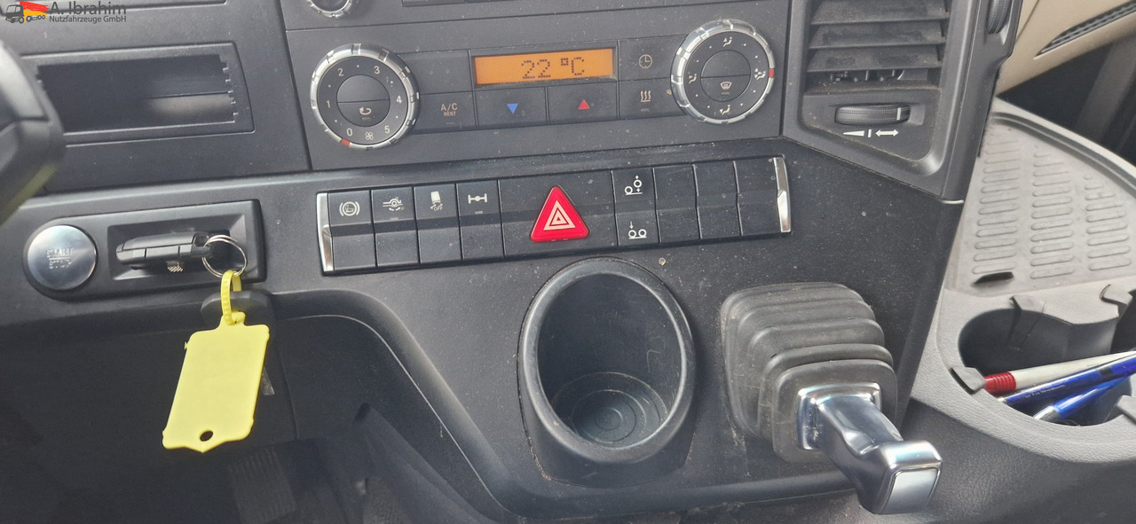 Mercedes-Benz DB 2542 Scheckheft gepflegt bei Mercedes, Euro 5 - Containerbil/ Växelflak lastbil: bild 4 Mercedes-Benz DB 2542 Scheckheft gepflegt bei Mercedes, Euro 5 - Containerbil/ Växelflak lastbil: bild 4