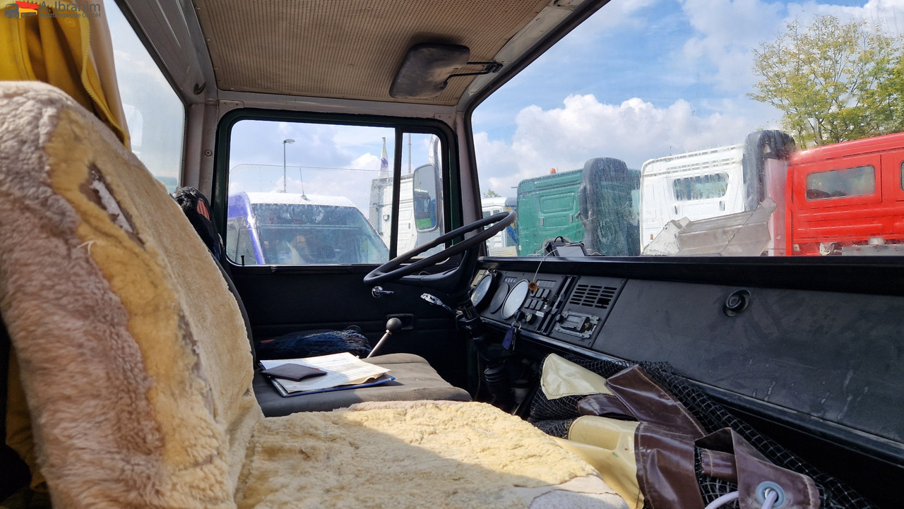 Mercedes-Benz DB 813 Pritsche Kran H- Kennzeichen,Oldtimer ein Stück Geschichte - Transportbil med flak: bild 2 Mercedes-Benz DB 813 Pritsche Kran H- Kennzeichen,Oldtimer ein Stück Geschichte - Transportbil med flak: bild 2