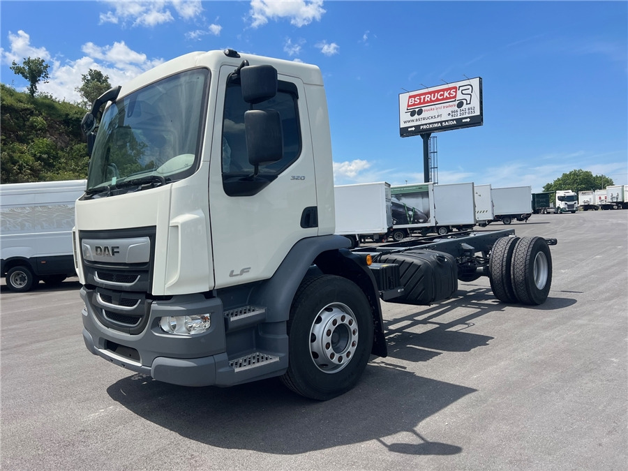 DAF LF320 NEW/ONLY COC - Chassi lastbil: bild 1 DAF LF320 NEW/ONLY COC - Chassi lastbil: bild 1