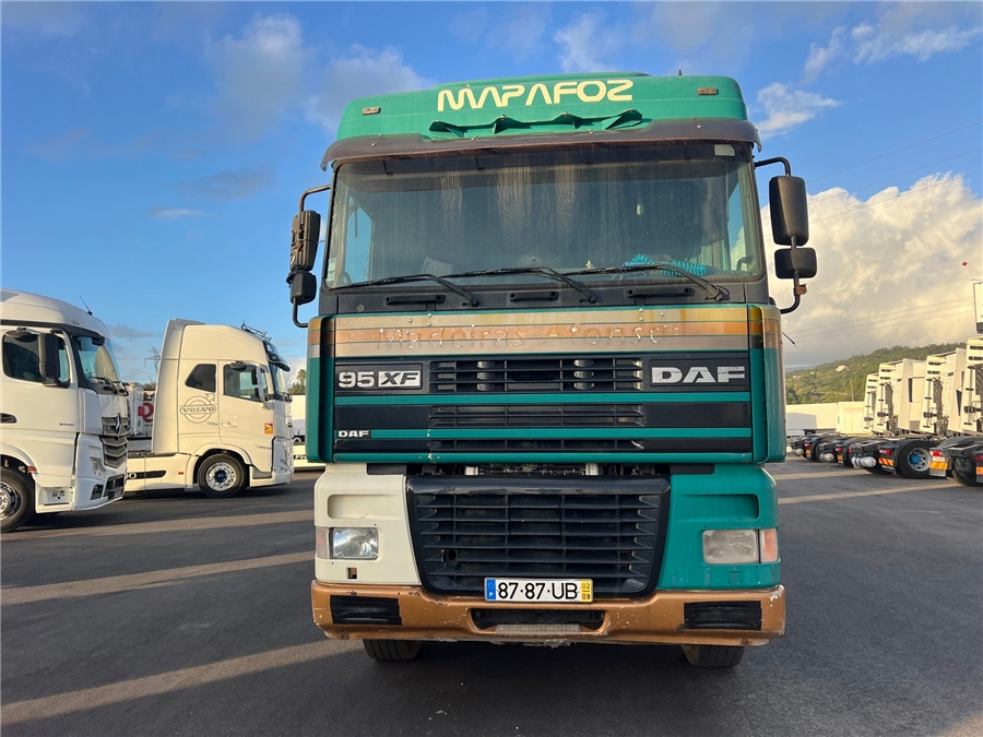 DAF XF95/480 Manual gear - Dragbil: bild 2 DAF XF95/480 Manual gear - Dragbil: bild 2