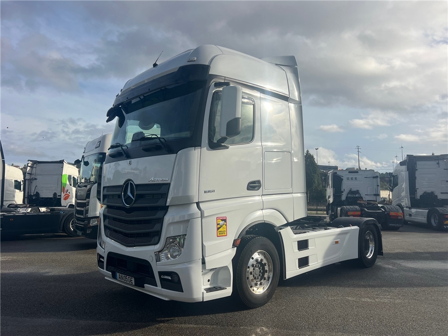 MERCEDES-BENZ 1851 / RETARDER - Dragbil: bild 3 MERCEDES-BENZ 1851 / RETARDER - Dragbil: bild 3