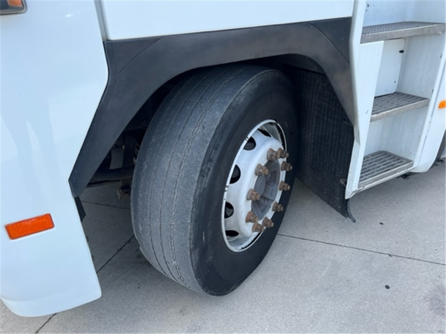 Dragbil Renault AE 480: bild 12