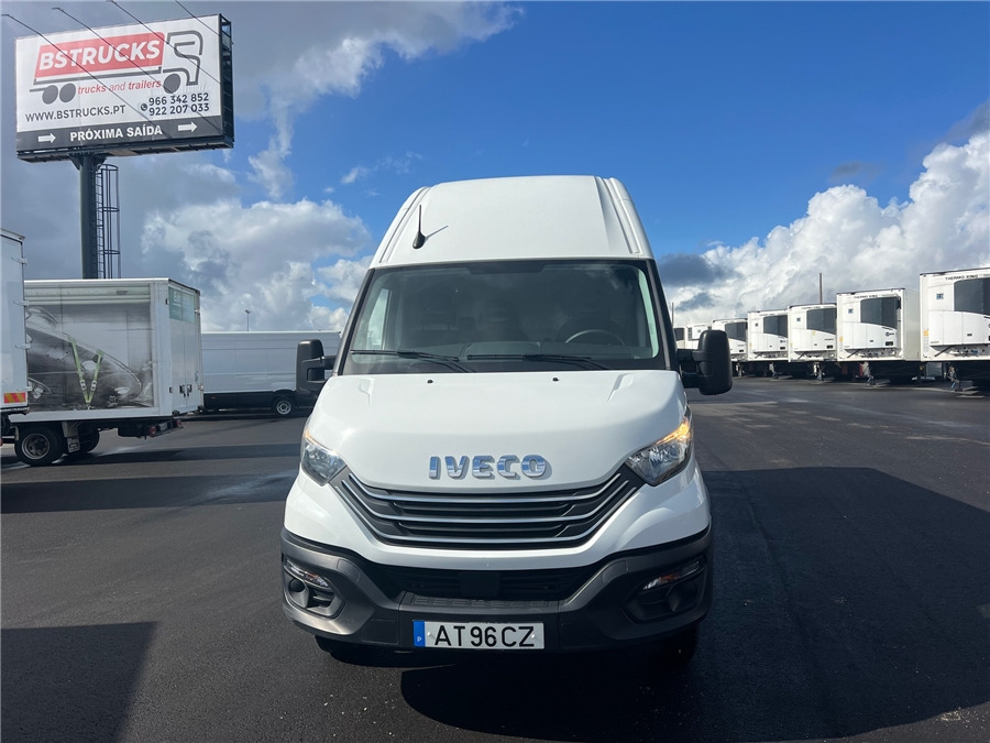 Iveco 35C16 - Skåpbil: bild 2 Iveco 35C16 - Skåpbil: bild 2