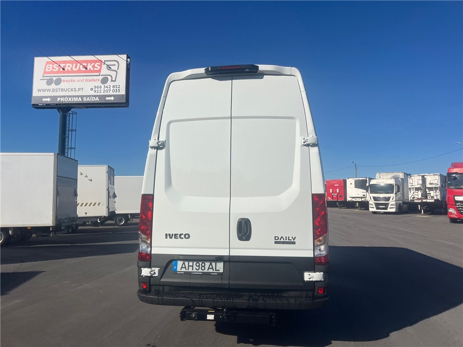 Iveco 35C16 - Skåpbil: bild 5 Iveco 35C16 - Skåpbil: bild 5