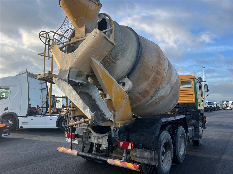 MAN - Betongbil: bild 4 MAN - Betongbil: bild 4