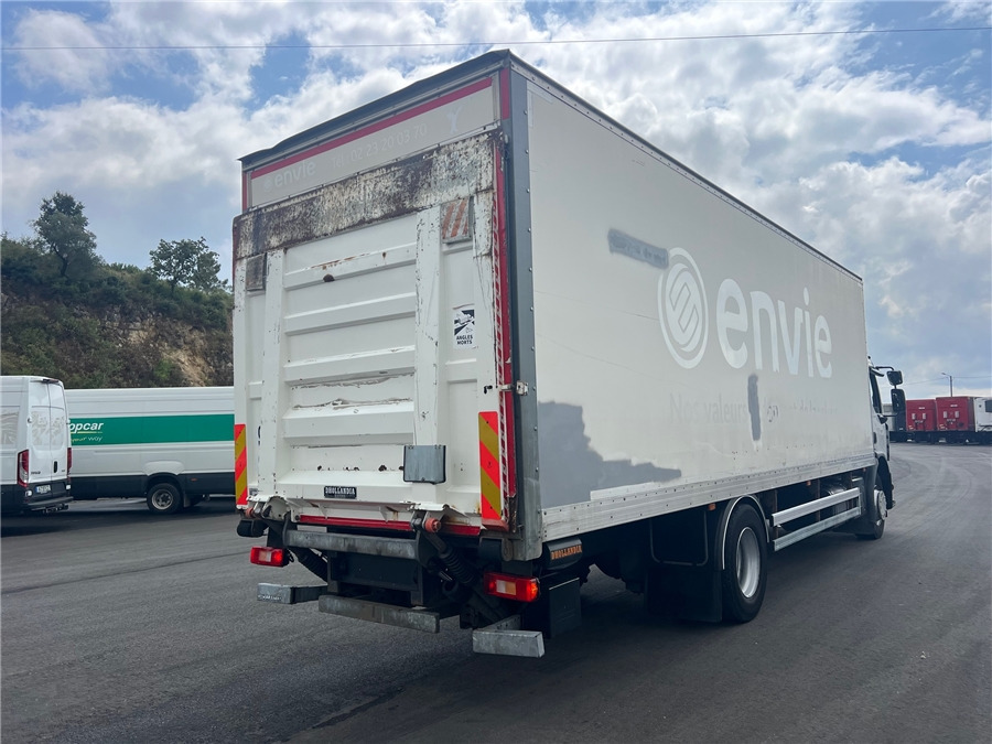 Renault D 19 - Lastbil med skåp: bild 4 Renault D 19 - Lastbil med skåp: bild 4