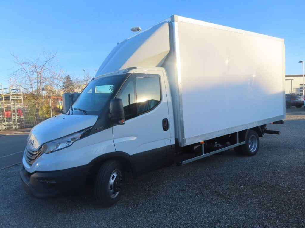 IVECO DAILY 35C16 3000 cc KM 0 - Volymskåp: bild 1 IVECO DAILY 35C16 3000 cc KM 0 - Volymskåp: bild 1