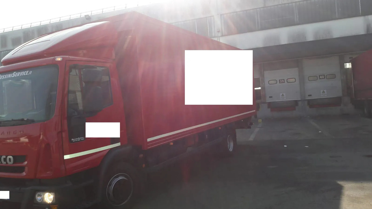 IVECO EUROCARGO 120E18 - Lastbil med skåp: bild 3 IVECO EUROCARGO 120E18 - Lastbil med skåp: bild 3