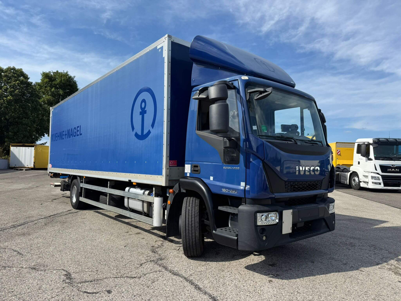 IVECO EUROCARGO 160E25P - Lastbil med skåp: bild 1 IVECO EUROCARGO 160E25P - Lastbil med skåp: bild 1
