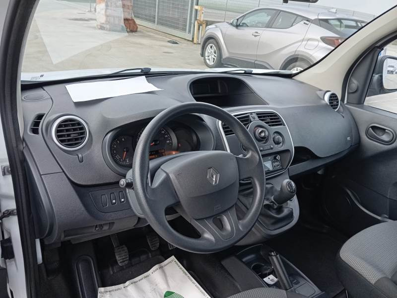 RENAULT KANGOO EXPRESS SEMIVETRATO - Skåpbil: bild 3 RENAULT KANGOO EXPRESS SEMIVETRATO - Skåpbil: bild 3