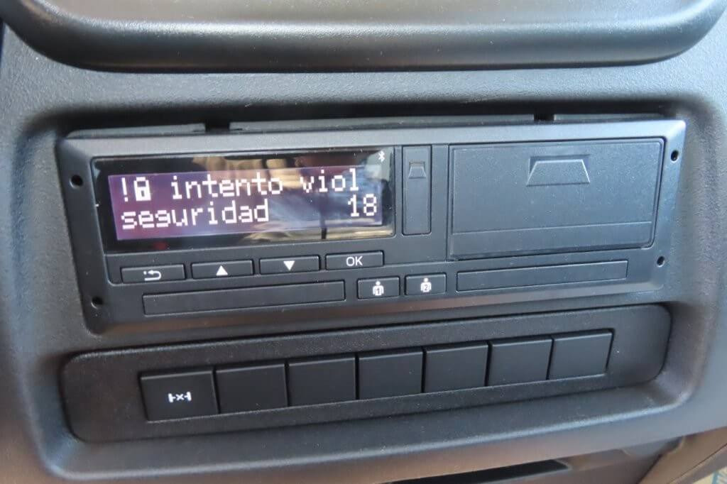 IVECO DAILY 72C18 - Transportbil: bild 4 IVECO DAILY 72C18 - Transportbil: bild 4