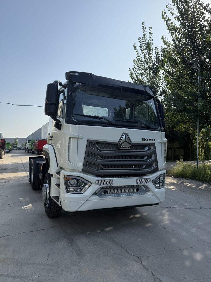 HOWO 6x4 - Dragbil: bild 2 HOWO 6x4 - Dragbil: bild 2