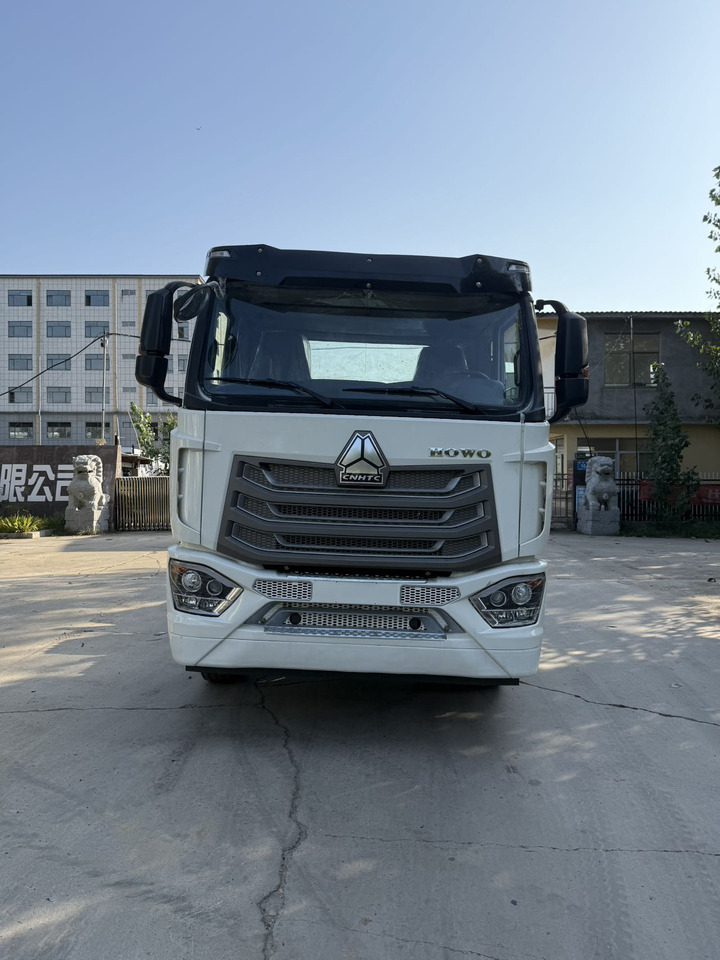 HOWO 6x4 - Dragbil: bild 3 HOWO 6x4 - Dragbil: bild 3