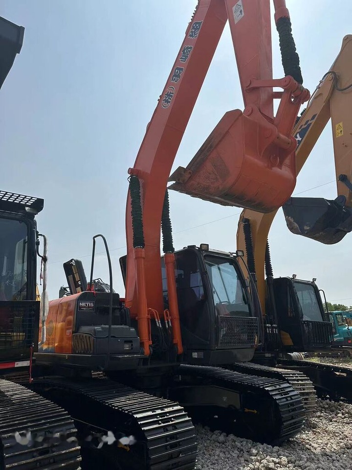 Hitachi ZX200-3 - Bandgrävare: bild 4 Hitachi ZX200-3 - Bandgrävare: bild 4