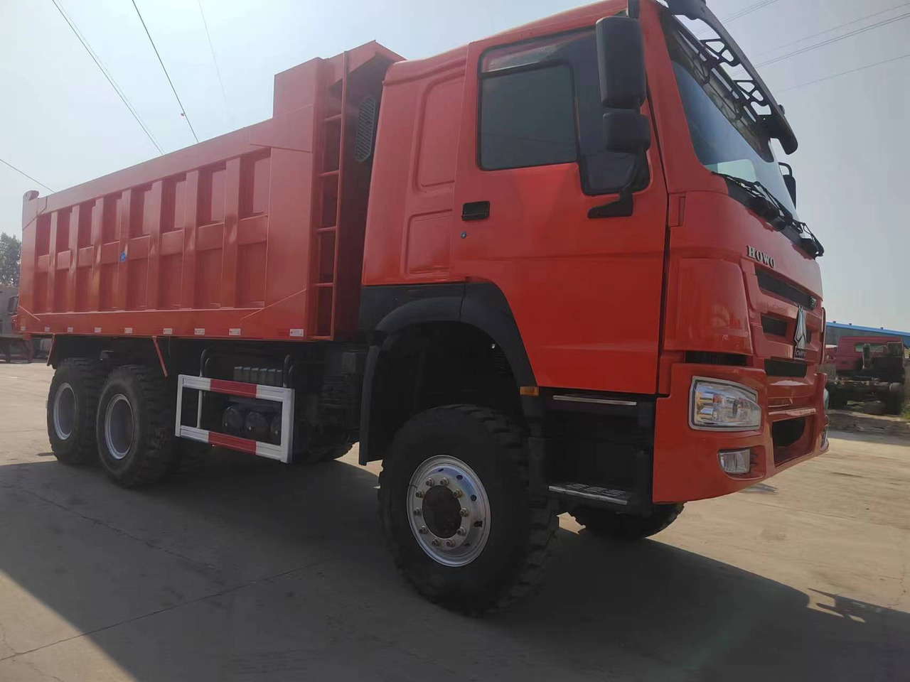 Howo 371 6*4 - Tippbil lastbil: bild 2 Howo 371 6*4 - Tippbil lastbil: bild 2