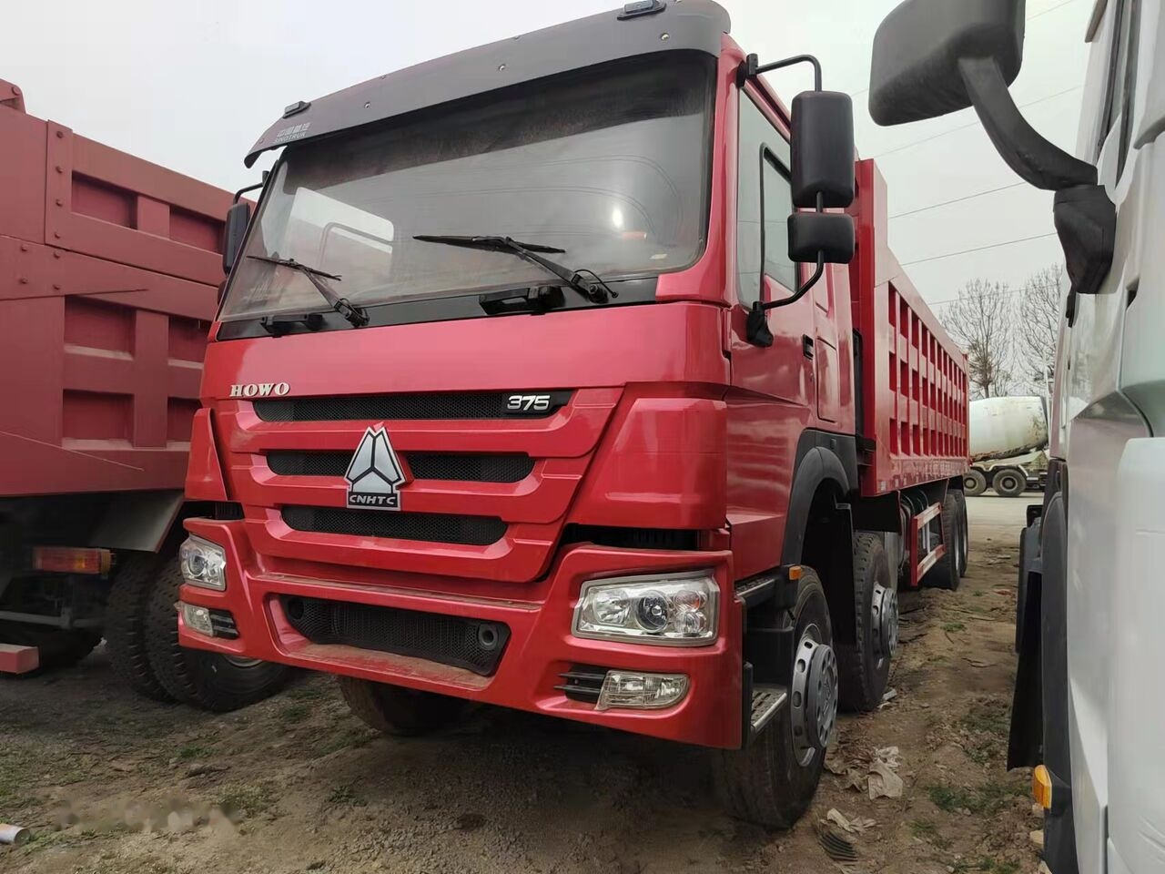 Howo 375 8x4 - Tippbil lastbil: bild 2 Howo 375 8x4 - Tippbil lastbil: bild 2