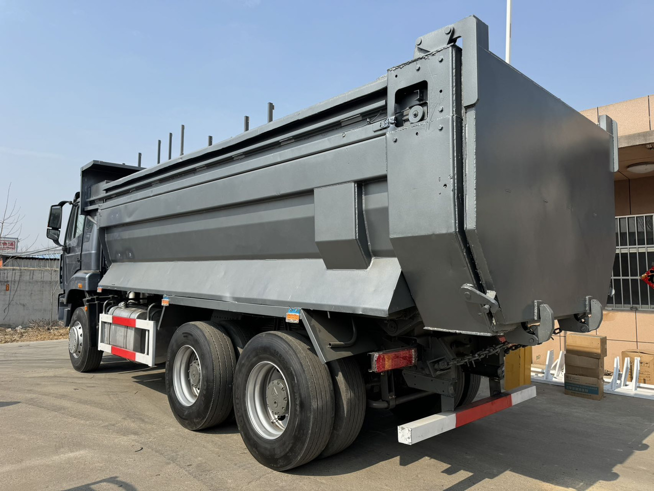 Howo HAOHAN DUMP TRUCK - Tippbil lastbil: bild 4 Howo HAOHAN DUMP TRUCK - Tippbil lastbil: bild 4