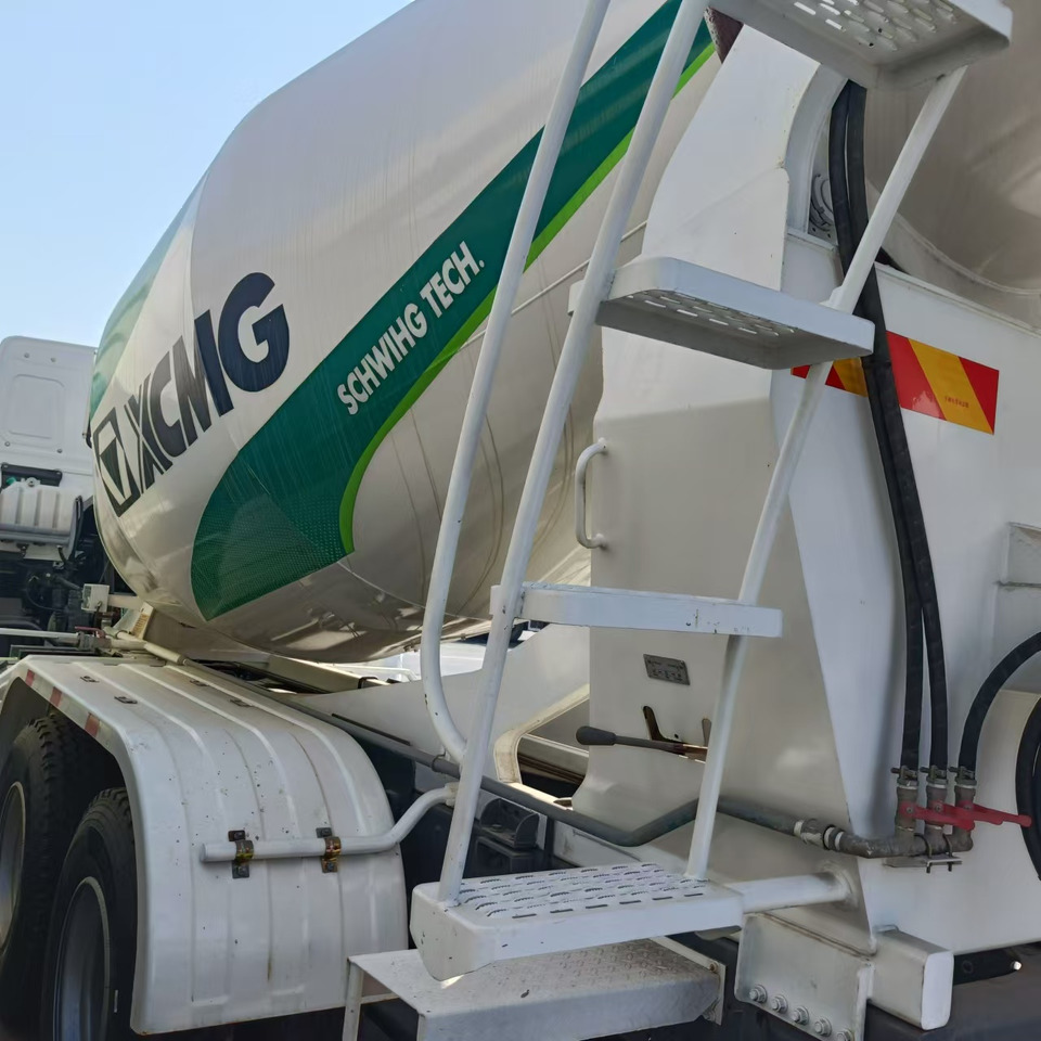 Howo HOWO 371 concrete truck 10CM3 - Betongbil: bild 4 Howo HOWO 371 concrete truck 10CM3 - Betongbil: bild 4