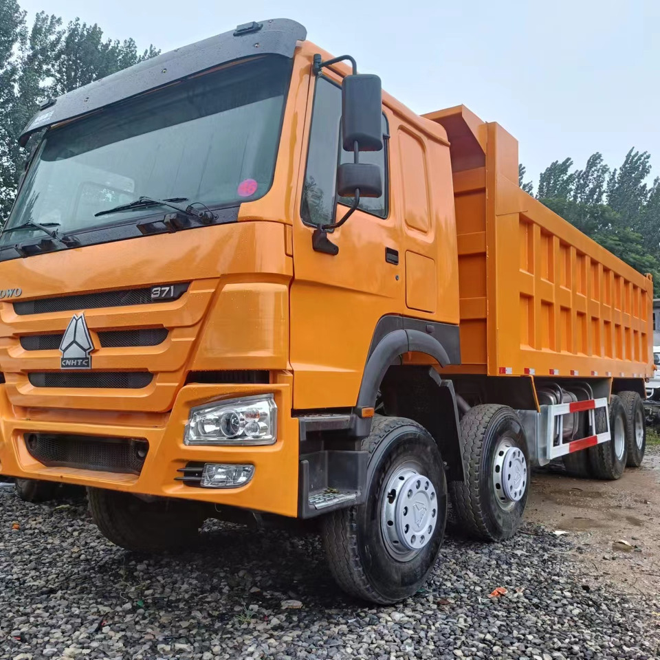 Howo HOWO 8x4 DUMP TRUCK - Tippbil lastbil: bild 1 Howo HOWO 8x4 DUMP TRUCK - Tippbil lastbil: bild 1