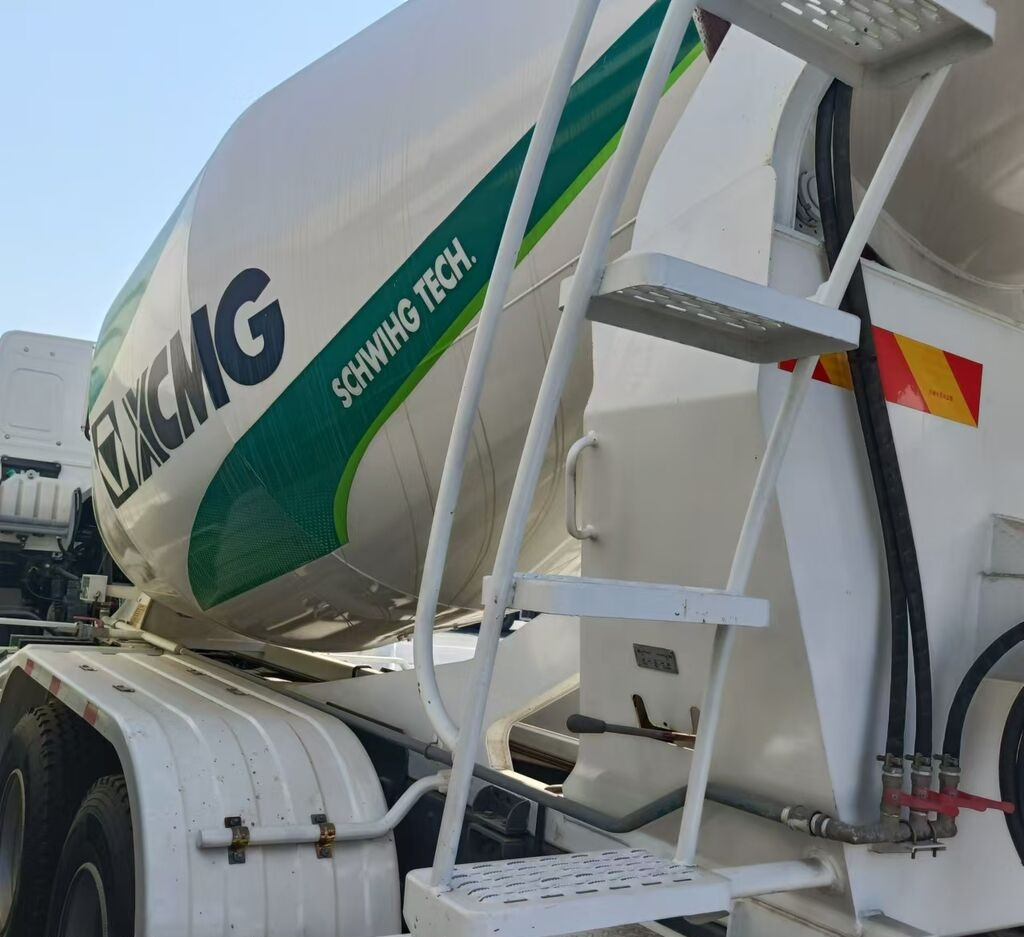 Howo XCMG on chassis - Betongbil: bild 1 Howo XCMG on chassis - Betongbil: bild 1